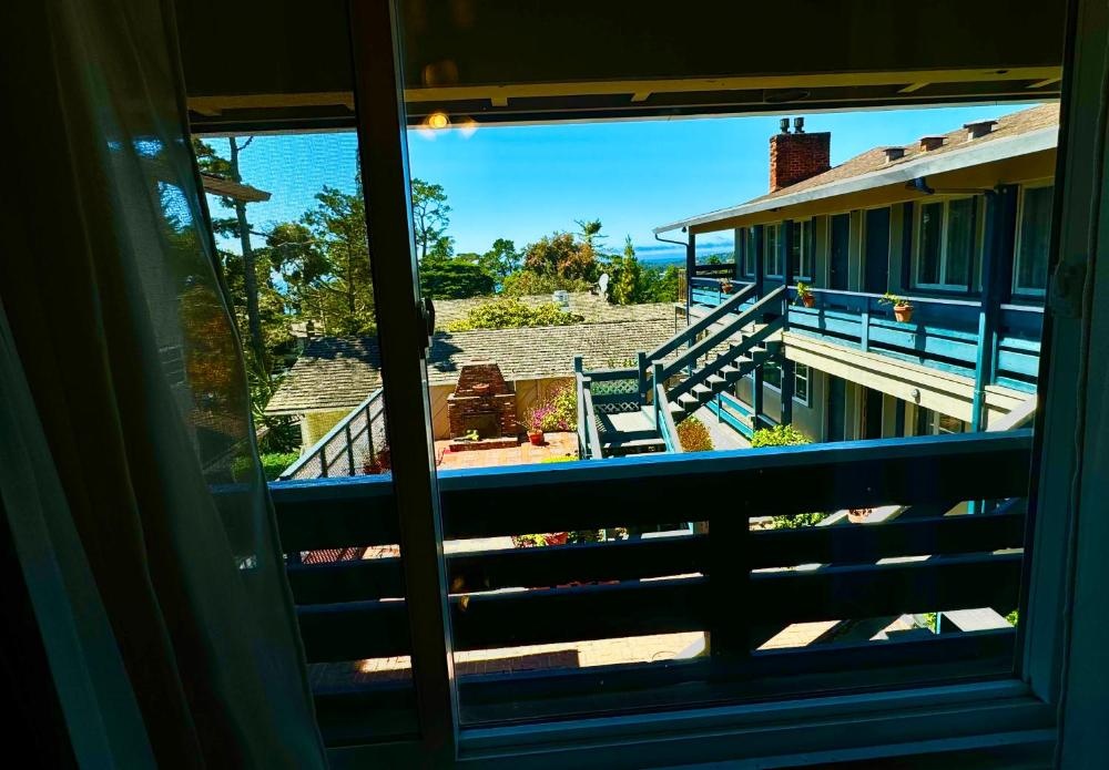 Carmel Wayfarer Inn